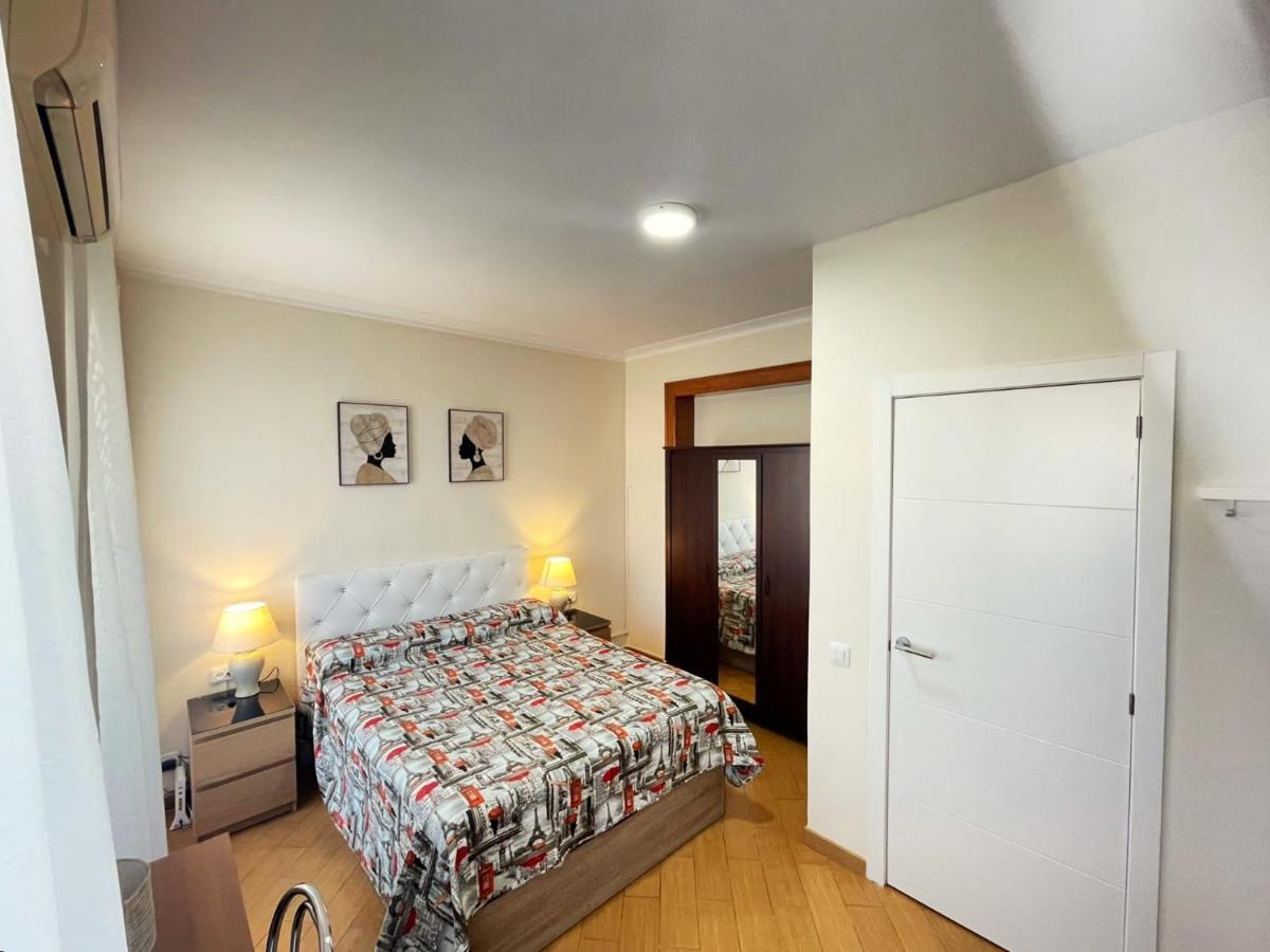 Rooms Nueva Valencia Barcelona Luaran gambar