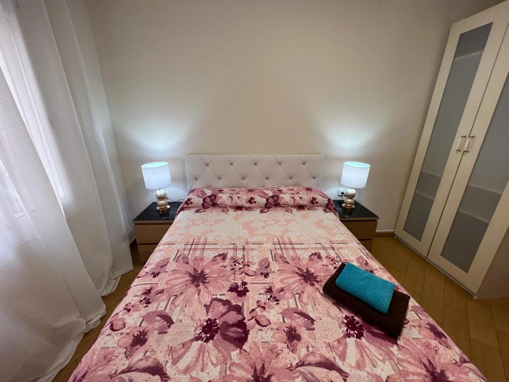 Rooms Nueva Valencia Barcelona Luaran gambar