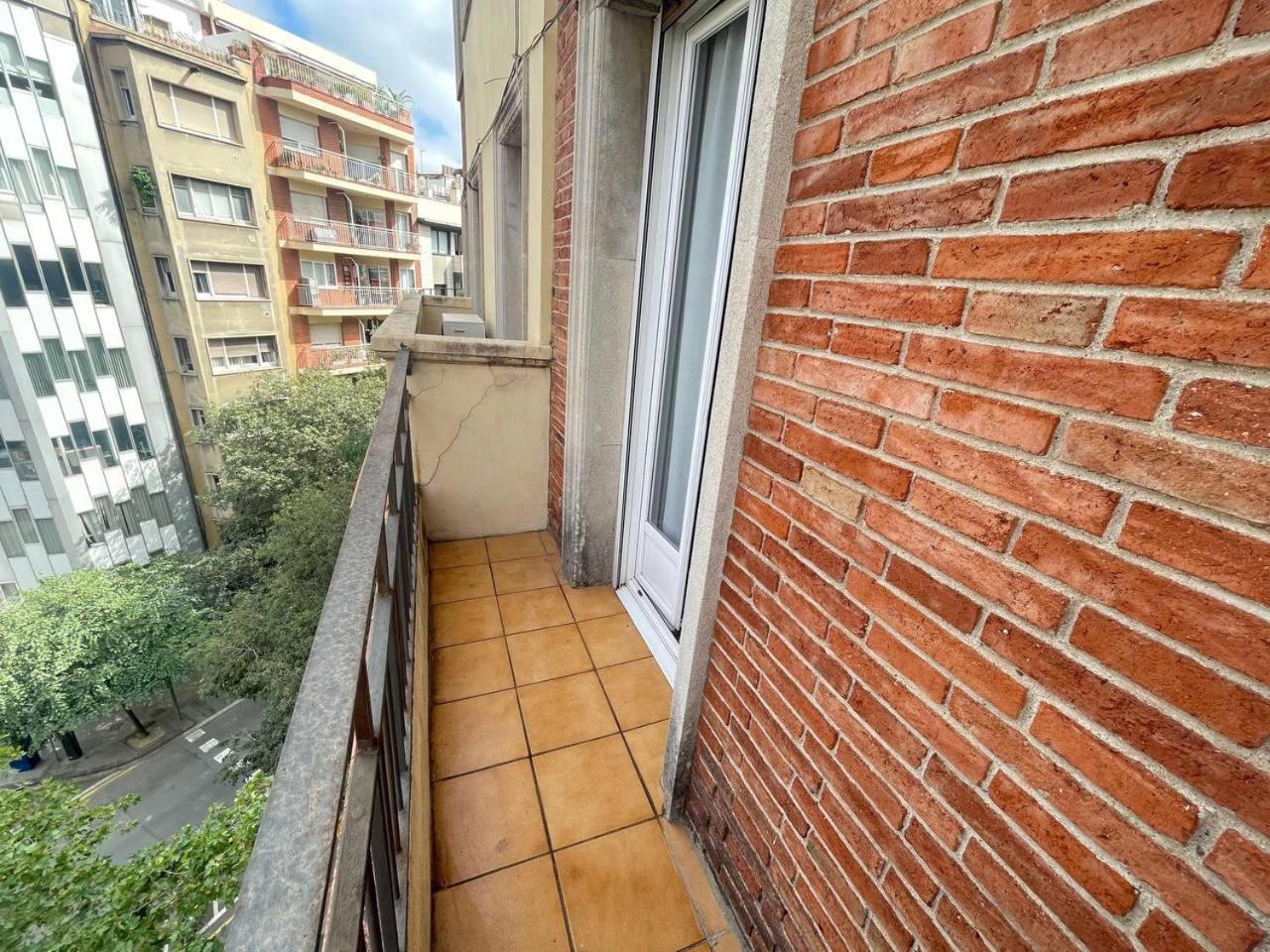 Rooms Nueva Valencia Barcelona Luaran gambar