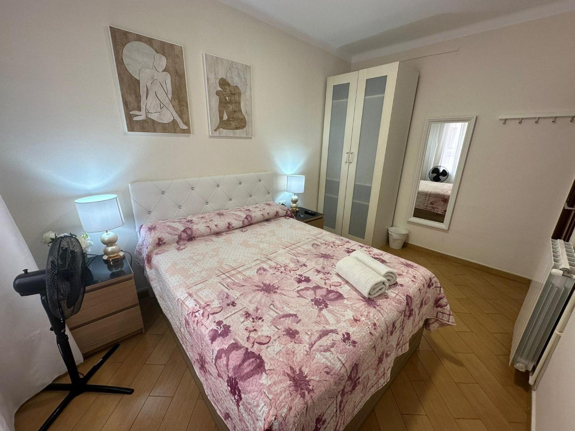 Rooms Nueva Valencia Barcelona Luaran gambar