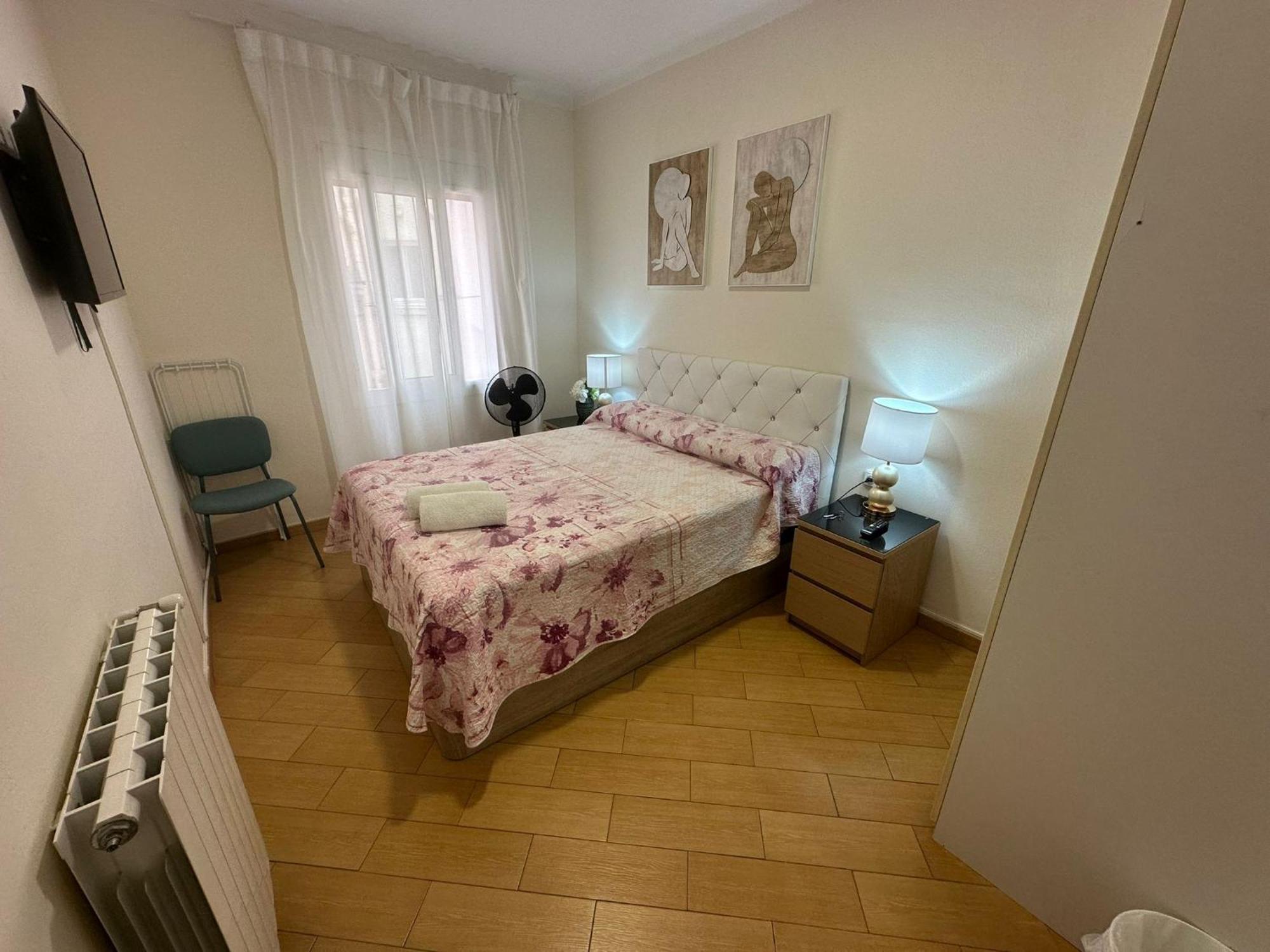 Rooms Nueva Valencia Barcelona Luaran gambar